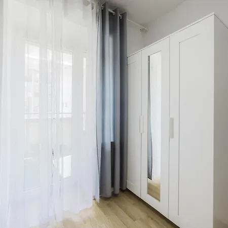 Apartment By Kramm Poznan