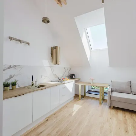 By Kramm Apartment *