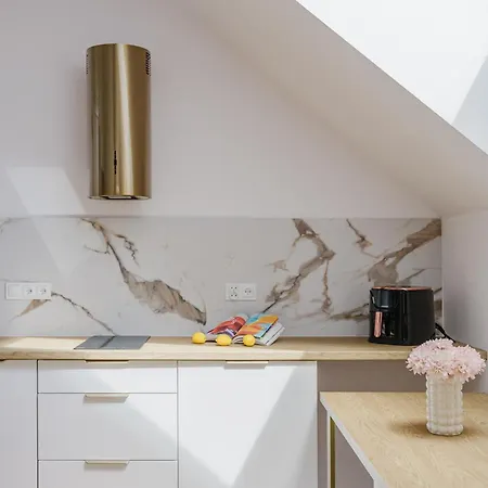 By Kramm Apartment *
